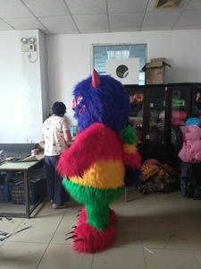 Nuevo disfraz de Mascota de monstruo colorido hecho a medida para espectáculo al aire libre - Product Image 3