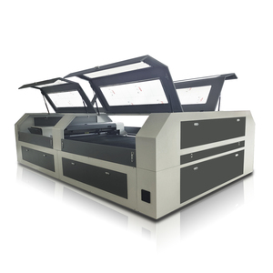 Precio de Fábrica: Máquina de Corte Láser 1530 con Rack Cerrado y Protección Total de 1500x3000mm para Acrílico y Contrachapado - Product Image 1
