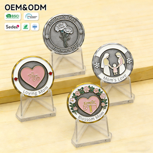 Moneda Conmemorativa Personalizada de Aleación de Zinc, Cobre, Latón y Bronce Vintage Única con Diseño de Corazón Esmaltado para el Día de la Madre, Amorosa Mamá - Product Image 4