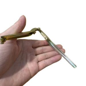 Casse-noix en acier inoxydable de forme irrégulière 63g, outil de décorticage en plastique pour fruits secs - Product Image 5