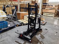 Machine à abducteurs debout à charge de plaques haute intensité GC-5063-1 Renforce les muscles des fessiers et des jambes Prix bas Vente directe