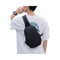 Sac de poitrine souple tendance pour homme, sac banane sport à bandoulière unique, en nylon imperméable avec port USB, capacité 1-2L, idéal pour le camping, la randonnée, les voyages et le transport de téléphone