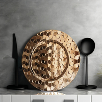 Assiettes rondes en plastique dorées à vendre, 13 pouces, style classique, pour la décoration de table de mariage et de fête, approvisionnement en vrac