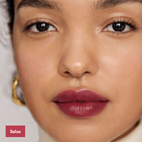Rouge à lèvres mat velours végétalien à faible MOQ, style luxe, enrichi en vitamine E, waterproof, longue tenue, lisse, non-collant, 12 couleurs, OEM/ODM
