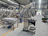 Machine de remplissage de poudre d'épice à vis semi-automatique 60g 1kg composants de noyau de moteur PLC pour sacs en verre chimique médical