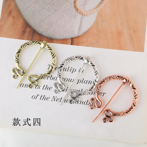 Broche de aleación chapado en oro vikingo Retro de moda hebilla de Metal insignia ropa chal hebilla fija accesorios de boda clásicos para mujer - Product Image 3