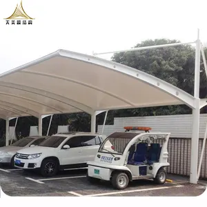 Tempat Parkir Mobil Carport Luar Ruangan Kerangka Logam Struktur Membran Tarik Kanopi Garasi