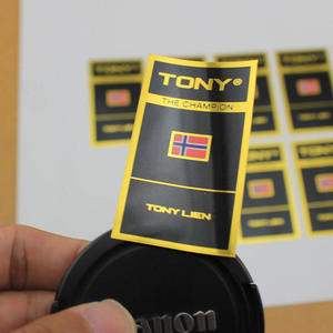 Étiquettes autocollantes personnalisées en papier doré à chaud pour bouteilles de vin - Product Image 5