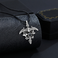 Collier pendentif antique en argent plaqué, style gothique punk, avec pointe de flèche ailée et pierre noire sertie, chaîne à maillons, bijoux de motard