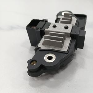 Regulador de voltaje del alternador <span class=keywords><strong>IB225</strong></span> 14,5 V 0031542406 038903803 - Product Image 5