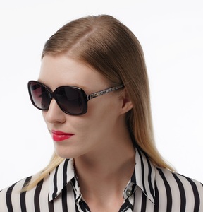 Popular Sunglasses Women's Men's square Small Face Gradient Resin Unisex Classic Acetate Sunglasses - Product Image 1