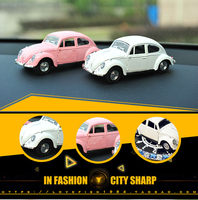 Modèle de voiture mignon décoration intérieure de voiture tableau de bord Center Auto parfum Vintage modèles de voiture jouets accessoires