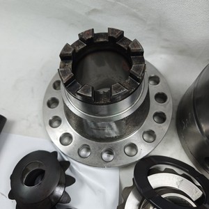 Pièces de camion Shacman <span class=keywords><strong>Delonghi</strong></span> de haute qualité nouvel état modèle de camion Howo Compatible pignon engrenages anneau différentiel - Product Image 2