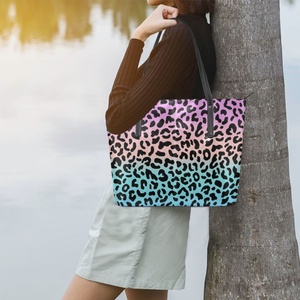 Nouveauté Sacs fourre-tout personnalisés à imprimé léopard rose Sacs fourre-tout en cuir PU de haute qualité Sacs à main pour femmes 2025 - Product Image 6