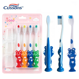 Brosse à dents enfant Ours mignon avec ventouse, design vertical, poils doux et délicats, sans BPA, pour l'hygiène buccale des tout-petits, ensemble <span class=keywords><strong>de</strong></span> brosses à dents OEM - Product Image 1