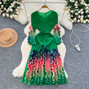 LW1091 Design rétro plissé avec bord d'oreille en <span class=keywords><strong>bois</strong></span> et bord <span class=keywords><strong>à</strong></span> bride Robe <span class=keywords><strong>à</strong></span> changement dégradé Robes élégantes pour femmes - Product Image 1