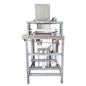 Máy làm pháo giấy nhỏ cho trẻ em, dùng trong nhà và ngoài trời - Product Image 1