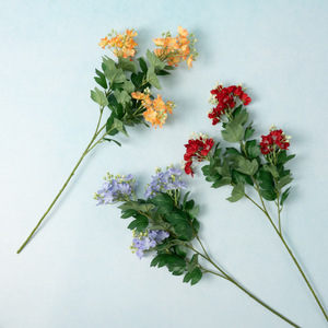 Flores que florecen en la era próspera: Exquisitas flores artificiales de begonia de 3 cabezas de seda - Decoración para bodas y hogar - Product Image 1