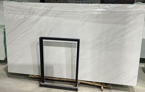 Losas de Mármol Blanco Calacatta Premium, Piedra Natural Pulida para Encimeras de Lujo y Proyectos Hoteleros - Product Image 2