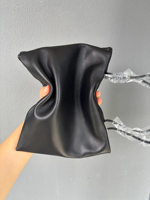 Petit sac à main en cuir d'agneau véritable | Sac fourre-tout minimaliste pour le travail | Sac de poitrine pour femme | Sac à main de luxe pour femmes | Sac à main décontracté