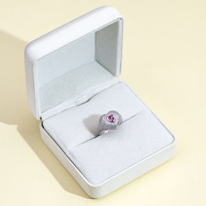 แหวนเพชรเม็ดเดี่ยวประดับพลอยและเพชรแล็บ 18K รุ่น MSR-2033 จาก Messi Jewelry สำหรับผู้หญิง - Product Image 3