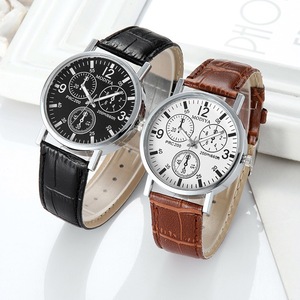 Montre à quartz analogique, boîtier en plastique de 38 mm, cadran en verre, bracelet en cuir - Product Image 2