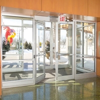 Portes et fenêtres pliantes élégantes et modernes en alliage d'aluminium avec grilles et surface finie pour une utilisation intérieure, extérieure et dans les salles de bain