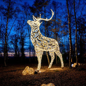 Décorations de Noël illuminées en plein air sur mesure, motifs de famille de rennes grandeur nature, pour les festivals de lumières des zoos et parcs - Product Image 1