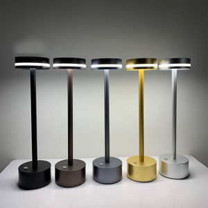 Luminaires de table modernes de luxe LED à gradation <span class=keywords><strong>design</strong></span> avec <span class=keywords><strong>lustre</strong></span> en cuivre doré pour salle à manger - Product Image 5