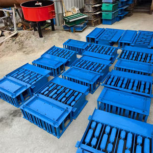 Piccolo blocco macchina cava per la realizzazione di mattoni in cemento pavimentatore macchinari con 220v produttori di stampi in Nigeria in vendita - Product Image 2