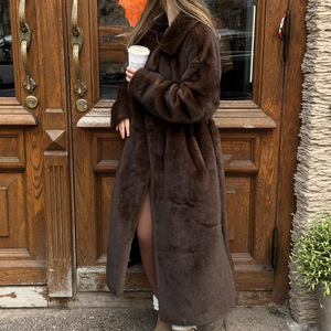 <span class=keywords><strong>Cappotto</strong></span> Lungo da <span class=keywords><strong>Donna</strong></span> Sottile con Cintura, Imbottito e Caldo, in Ecopelliccia, per Commercio Transfrontaliero - Product Image 4