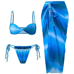 2026 Magnifique ensemble de maillot de bain 3 pièces pour femme, coupe coquine, bleu tie-dye irrégulier, avec corde tressée et dos nu à nouer - Product Image 1