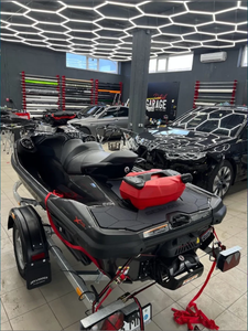 苏伊士2024新款灵活配置六角灯圣诞装饰车库汽车细节 - Product Image 5