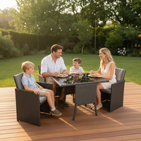 Modernes Komfortables Langlebiges Wasserfestes Rattan-Metallrahmen Outdoor-Garten-Sofa-Set mit Gepolsterten Sesseln und Glastisch