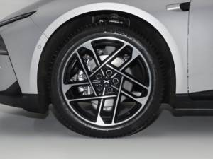 Coche de gama alta Xpeng P7 +, cuatro puertas, cinco asientos, New Energy, sedán eléctrico puro con tracción trasera - Product Image 5