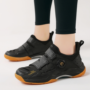 <span class=keywords><strong>Scarpe</strong></span> <span class=keywords><strong>da</strong></span> Tennis professionali <span class=keywords><strong>da</strong></span> uomo <span class=keywords><strong>scarpe</strong></span> <span class=keywords><strong>da</strong></span> ginnastica gialle antiscivolo <span class=keywords><strong>da</strong></span> esterno Unisex <span class=keywords><strong>scarpe</strong></span> <span class=keywords><strong>da</strong></span> pallavolo <span class=keywords><strong>da</strong></span> Badminton sportive leggere <span class=keywords><strong>da</strong></span> Golf - Product Image 3