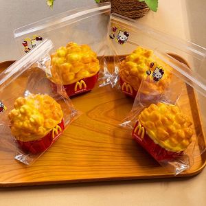 ของเล่นบีบซิลิโคนรูปป๊อปคอร์นการ์ตูนน่ารัก ดีไซน์สวยงาม สมจริงสุดๆ สร้างสรรค์ คลายเครียด - Product Image 3