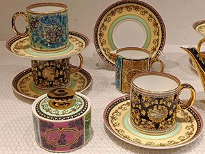 Service à thé en céramique de luxe, best-seller, 11 pièces et 15 pièces, poignée dorée, porcelaine osseuse, tasse à café - Product Image 2