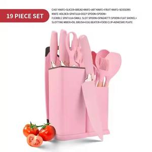Offre Spéciale : Ensemble d'ustensiles de cuisine en silicone 19 pièces avec couteaux de <span class=keywords><strong>chef</strong></span> et support pour planche à découper - Product Image 4
