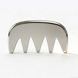 Peigne de massage à cinq dents en acier inoxydable 304 avec logo personnalisable pour la relaxation du cuir chevelu, la physiothérapie et le massage des méridiens - Product Image 1