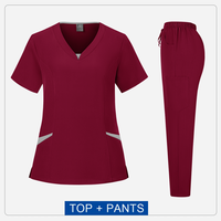 Offre Spéciale personnalisé Jogger Spa Vêtements En Gros Vêtements De Travail Salon Uniforme Robe Femme Gommage Costumes Impression Numérique Tissé Gommage Ensembles