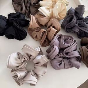 Chouchous en satin de soie extra larges, élégants et luxueux, avec fleur surdimensionnée, élastiques pour cheveux, pour filles et femmes - Product Image 3