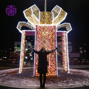 Caja de regalo 3D festiva Luces decorativas LED para jardín de invierno Evento de Navidad y celebración de vacaciones al aire libre - Product Image 1