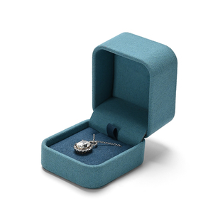 Caja de Joyería para Anillos y Aretes de Microfibra con Logotipo Personalizado FANXI, con Forro Extraíble - Product Image 3
