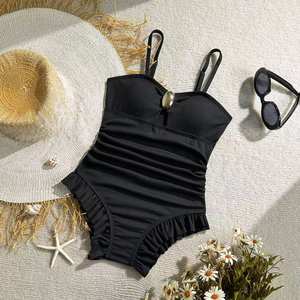 <span class=keywords><strong>Maillot</strong></span> <span class=keywords><strong>de</strong></span> <span class=keywords><strong>bain</strong></span> une pièce pour enfants - Tissu côtelé noir, boucle décorative en métal sur le devant, design plissé et bordure <span class=keywords><strong>de</strong></span> jambe à volants, <span class=keywords><strong>maillot</strong></span> <span class=keywords><strong>de</strong></span> <span class=keywords><strong>bain</strong></span> pour filles - Product Image 2