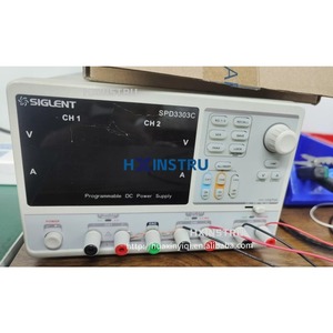 Fuente de Alimentación Programable Lexso Siglent SPD3303C de 3 Canales y 220W con Triple Salida Ajustable para Laboratorio - Product Image 1