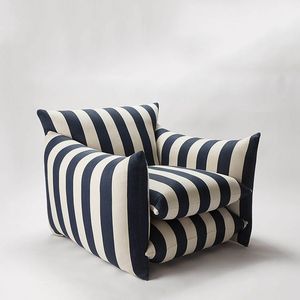 Fauteuil rayé rouge et blanc pour salon et balcon, chaise design avec motif artistique, idéal pour enfant - Product Image 3