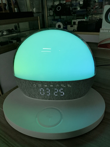 Haut-parleur sans fil actif OEM avec radio FM, réveil de chevet, chargeur sans fil - pour la maison et le <span class=keywords><strong>bureau</strong></span> - Product Image 5