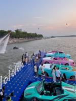 Bateau tamponneur électrique gonflable Hualong en acier pour adultes avec pistolet à eau pour piscine – Chine