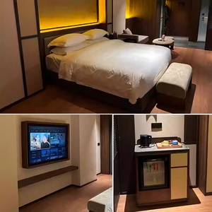 เตียงขนาดคิงไซส์พร้อมโต๊ะข้างเตียงและขาตั้งทีวีสำหรับห้องนอนการออกแบบแผงไม้ในโรงพยาบาลเชิงพาณิชย์ที่ทันสมัย - Product Image 3